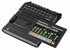 Цифровой микшер Mackie DL1608 Lightning